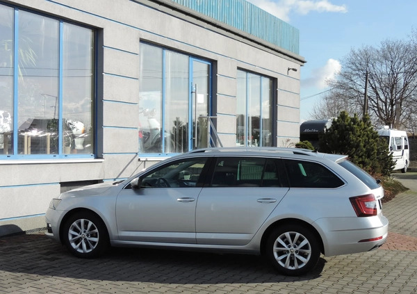 Skoda Octavia cena 47970 przebieg: 188000, rok produkcji 2019 z Bieruń małe 254
